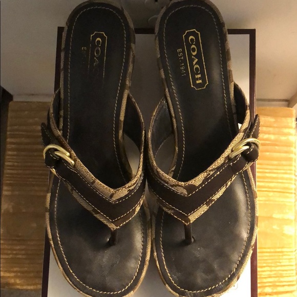 Authentic Coach sandals - Picture 4 of 4
